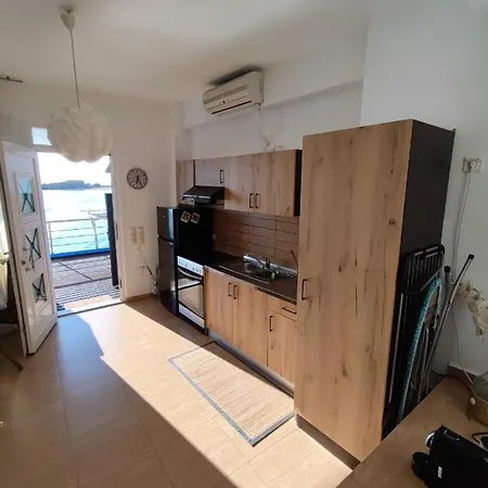 La Casa Azul Arkoudi